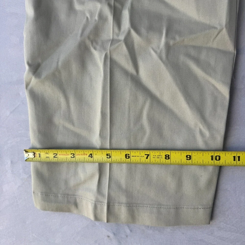 Dockers Signature Iron Free Khaki Pants Mens 52x30 Gray Flex Comfort Classic Fit